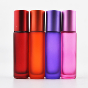 Venta al por Mayor de Botellas de Vidrio Esmerilado de 10 ml con Rodillo Metálico, Coloridas, con Tapa de Aluminio, Vacías, para Aceites Esenciales y Perfumes - Product Image 1