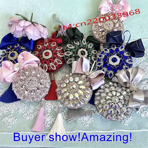 Vente en gros de patchs floraux ronds en cristal avec strass, appliques d'épaule, embellissements de corsage pour femmes, robe de mariée et de demoiselle d'honneur - Product Image 3