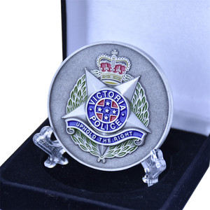Hacer <span class=keywords><strong>mi</strong></span> propia epoxi monedas de recuerdo souvenir regalo chapado en oro irregular <span class=keywords><strong>moneda</strong></span> de metal con epoxi - Product Image 3
