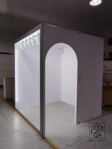 Özel Tasarım Dergi Fotoğraf Kabini Kutusu Düğün Partisi Etkinlik Dekoru Kavisli Şekilli Işıklı Fotoğraf Kabini - Product Image 4