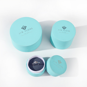 Boîte à bijoux de luxe, taille personnalisée, couvercle et base rigides, emballage cadeau pour bijoux, insert floqué, logo personnalisé en estampage à chaud - Product Image 1