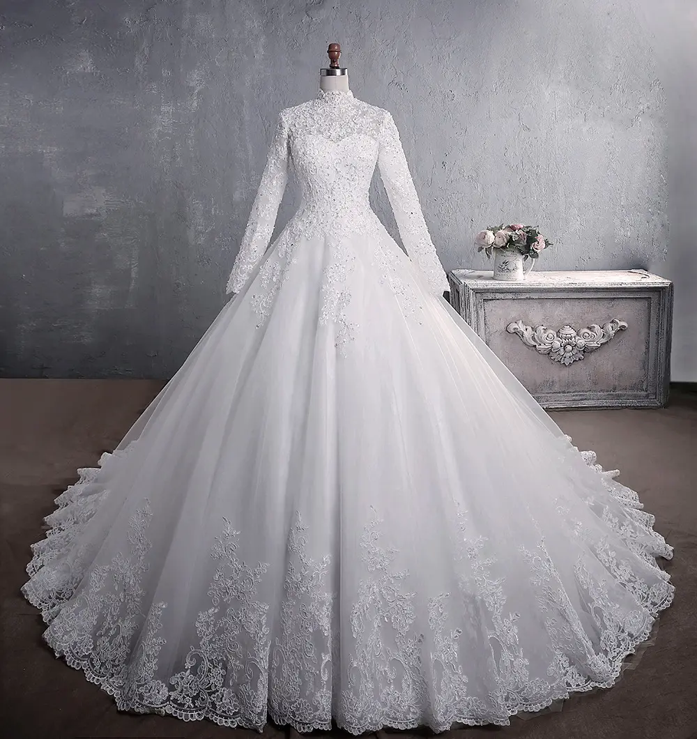 S171 2021 new fashion high quality style deep V neck light latest muslim wedding dress bridal gowns