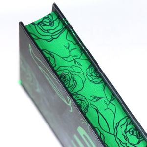 Impresión de Libros Personalizados OEM, Publicación de Novelas de Tapa Dura, Cubierta con Lámina Láser, Edición Especial, Bordes Pintados - Product Image 4