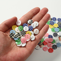 Boutons carrés en résine écologique lavables, à deux trous, à motif à carreaux, pour chemises, vêtements pour bébés, artisanat DIY, vente en gros