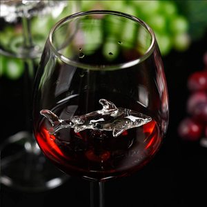 Calice in vetro trasparente a forma di squalo con calice in vetro trasparente a buon mercato - Product Image 4