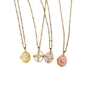 Collane con Ciondolo Ovale N77Y in Ottone Placcato Oro, Medaglioni Apribili per Foto, Decorati con Smalto e Perle Finte, Gioielli per Uso Quotidiano - Product Image 3