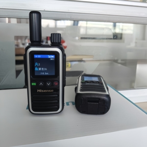 Xu Hướng Mới 4G Poc Hisense H07 <span class=keywords><strong>FM</strong></span> <span class=keywords><strong>Transmitter</strong></span> Talkie Walkie Điện Thoại Ban Đầu Điện Thoại Di Động Rtos - Product Image 4
