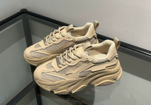 สีน้ำตาล