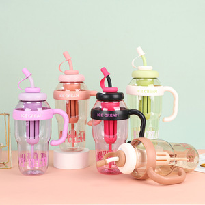 Bottiglia d'acqua in plastica con manico grande, tazza trasparente per feste, regalo per ragazze, graziosa tazza in plastica per tè al latte con cannuccia, grande capacità 1300ml - Product Image 2