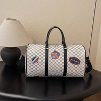 Sac de voyage en PU avec logo personnalisé, fabriqué directement en usine, avec monogramme M, fermeture éclair double sens et grande capacité pour la salle de sport, les voyages d'une nuit
