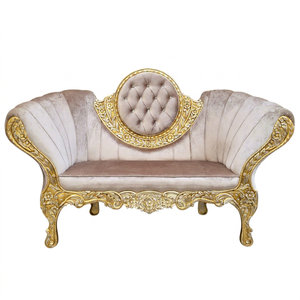Canapé de mariage de luxe en métal sculpté à la main avec cadre doré, siège en velours, mobilier événementiel personnalisé pour la location de scènes de mariage et de halls d'hôtels - Product Image 1