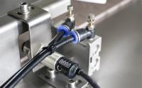 Machine automatique à grande vitesse pour la mise en conserve de bouteilles et de canettes, pour les boissons aux fruits de noix de coco, les boissons en plastique, équipement