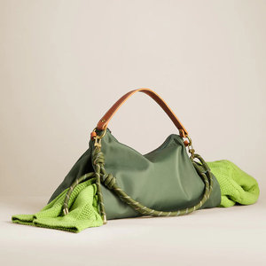 Sac fourre-<span class=keywords><strong>tout</strong></span> tendance pour usage quotidien, couleur unie, fermeture ouverte, réutilisable, avec bandoulière, doublure en polyester recyclable pour usage quotidien - Product Image 4