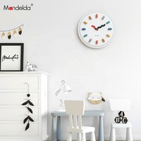 Horloges murales Mandelda Modern Vintage Games pour la décoration de la maison, horloge murale rétro 3D minimaliste, modèles d'horloges colorées, Chine