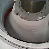 Trituradora de Cono de un Solo Cilindro SC200 de Alto Rendimiento 70-168t/h y Alimentación Máxima de 240 mm para Roca Dura, Piedra de Río y Mineral de Hierro