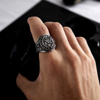 Bagues unisexes nordiques en acier inoxydable, bague boussole runique pour homme, pour mariage, fiançailles, bijoux de mode viking tendance, vente en gros