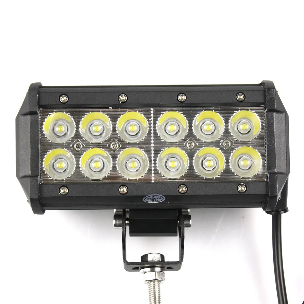 Lampe de travail 12Led 36w pour voiture, lampe de conduite 12v, lampe de travail pour tracteur, camion, Led antibrouillard tout-terrain