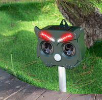 Répulsif Solaire Ultrasonique en Forme de Hibou avec Détecteur de Mouvement et Lumière Flash pour l'Éloignement des Oiseaux et des Sangliers dans les Vergers, Fermes et Jardins