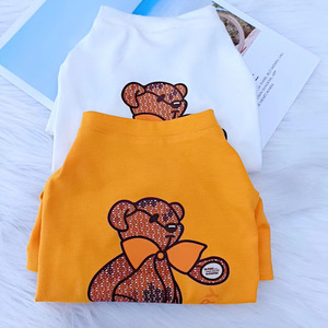 เสื้อยืดสุนัขแขนสั้น<span class=keywords><strong>ลาย</strong></span>หมีกีตาร์น่ารัก <span class=keywords><strong>สี</strong></span>เหลือง ขาว ดำ แบรนด์ดัง จัดส่งเร็ว ผลิตจากผ้าฝ้าย - Product Image 2