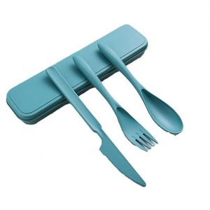 Juego de Cubiertos Portátil de 3 Piezas, Estilo Americano, con Estuche Rectangular de Almacenamiento, Apto para Alimentos, de Fibra de Trigo Sostenible - Product Image 4