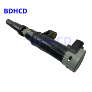 <span class=keywords><strong>Bobine</strong></span> d'<span class=keywords><strong>allumage</strong></span> BDHCD 7700875000 7700107177 pièces automobiles 7700113357 pour Renault <span class=keywords><strong>Clio</strong></span> Megane Laguna Espace 1.4 1.6 1.8 <span class=keywords><strong>2</strong></span>.0 16V - Product Image 3