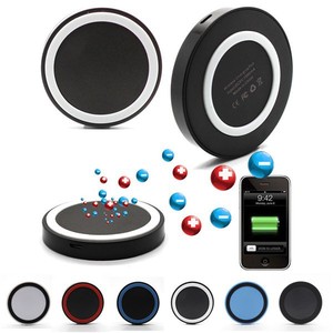 2020 Nouvelle Conception Qi <span class=keywords><strong>Sans</strong></span> <span class=keywords><strong>Fil</strong></span> Chargeur De Charge Rond pour <span class=keywords><strong>iPhone</strong></span> X/<span class=keywords><strong>8</strong></span>/8plus/Samsung Galaxy note <span class=keywords><strong>8</strong></span>/S9/S9 +/S8/Moto x - Product Image 3