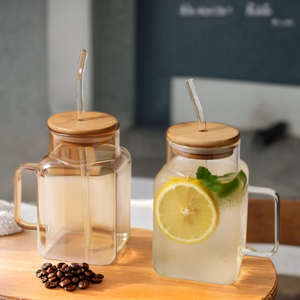 Bouteille en verre borosilicate carrée style <span class=keywords><strong>CHAPLIN</strong></span> avec couvercle en bambou et poignée, capacité 620 ml, tasse à café/thé au lait faite à la main, compatible micro-ondes - Product Image 3