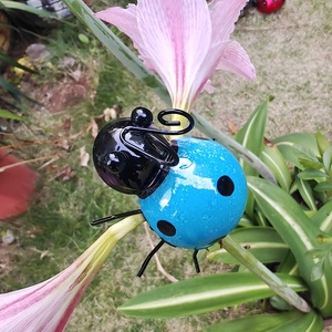 Statue de pelouse extérieure fer ornemental métal coccinelle décor de <span class=keywords><strong>jardin</strong></span> - Product Image 2