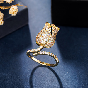 Anello Aperto Regolabile a Forma di Tulipano per Donne, Elegante Gioiello Floreale Femminile, Regalo Minimalista e Fresco per Uso Quotidiano - Product Image 5