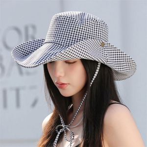 Women's Korean Style Plaid Fisherman Sun Hat with Wide Brim Lace-up Outdoor Mountaineering Summer Travel <b>Sunscreen</b> Hat - Product Image 1
