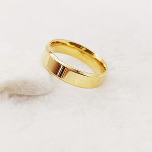 Classique Self-Style Plat Polissage En Acier Inoxydable Doré Bagues De Fiançailles De Mariage Couples Alliances pour Hommes et Femmes - Product Image 3