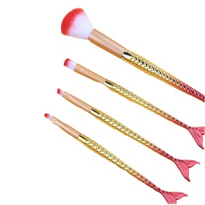 Produits de maquillage <span class=keywords><strong>tendance</strong></span> <span class=keywords><strong>2023</strong></span> nouveautés mini voyage 4 pièces pinceaux de maquillage sirène ensemble de pinceaux cosmétiques queue de poisson - Product Image 5