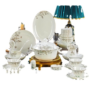 Service de table en céramique de Jingdezhen, style européen, ensemble de bols et assiettes, vaisselle domestique en porcelaine fine, cadeau en porcelaine fine, vente en gros, nouveau bol cadeau en porcelaine fine - Product Image 5