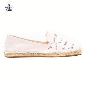 Alpargatas Planas de Lona Rosa con Bordado Floral Rojo, Plantilla Cómoda, Calzado Casual Diario Sencillo para Mujer - Product Image 2