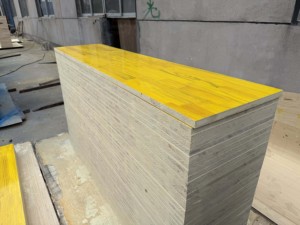 Panel <span class=keywords><strong>de</strong></span> <span class=keywords><strong>Encofrado</strong></span> <span class=keywords><strong>de</strong></span> 27 mm, Panel Triplex <span class=keywords><strong>de</strong></span> Concreto <span class=keywords><strong>de</strong></span> 3 Capas, Madera Contrachapada Amarilla para <span class=keywords><strong>Encofrado</strong></span> - Product Image 4