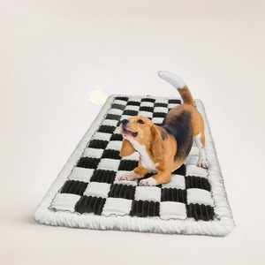 Funda Protectora para Asiento Trasero de Coche para Mascotas, Rectangular, 5 cm de Grosor, Diseño de Rejilla, Cojín para Asiento de Coche para Perros, Uso en las Cuatro Estaciones - Product Image 2