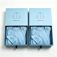 Boîte à tiroir coulissant en carton rigide pour emballage de t-shirts, avec gaufrage, pelliculage mat et doublure en éponge pour vêtements
