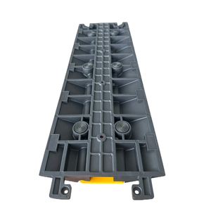 Protection de câble routier 15 mm – Pente de sécurité en caoutchouc robuste pour gestion des câbles – Cache-câble de gestion des fils - Product Image 2