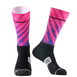 Calcetines <span class=keywords><strong>de</strong></span> Ciclismo <span class=keywords><strong>de</strong></span> Nailon <span class=keywords><strong>de</strong></span> Alto Rendimiento, Ligeros, Transpirables, con Logotipo Personalizado, para Hombre y Mujer, al por Mayor - Product Image 1