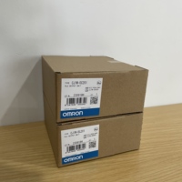 Unité de sortie PLC haute performance CJ1W-OC201 8 points AC250 DC24V 2A pour contrôleurs programmables série CJ Entrée et sortie (IO)
