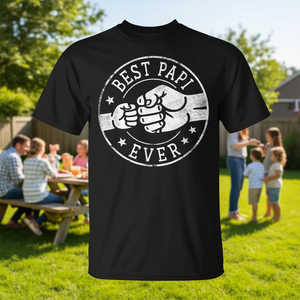 T-shirt unisexe pour adulte à manches courtes et col rond, imprimé sérigraphié avec l'emblème cercle « Best Papi Ever Fist Bump », idéal pour les réunions de famille et les fêtes - Product Image 3