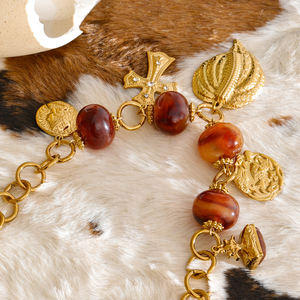 XY 2279 Trendige Vergoldete Chunky-Ketten-Halskette mit Harz-Akzentperlen, Herz-, Kreuz- und Münzanhängern, Verstellbarer Statement-Modeschmuck - Product Image 6