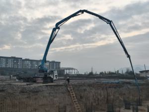 Грузовик с бетонным насосом, 17 м, 20 м, 25 м, 30 м, 38 м, 43 м, 48 м, 52 м, 56 м, 58 м, 63 м, 70 м - Product Image 2