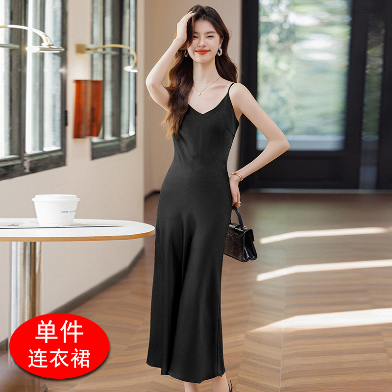 black dress