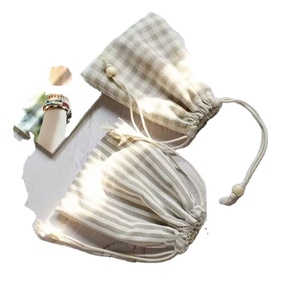 Bolsa de Algodón con Cordón de Estilo Nuevo y Diseño Personalizado, Bolsa Ecológica a Prueba de Polvo con Doble Cordón - Product Image 1