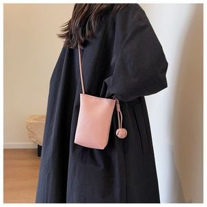 <span class=keywords><strong>Funda</strong></span> para Teléfono Móvil, Bolsa Impermeable de PU con Cordón Largo, Anticaídas, Bandolera para <span class=keywords><strong>Celular</strong></span> - Product Image 3