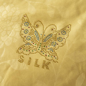 <span class=keywords><strong>Couette</strong></span> en soie <span class=keywords><strong>été</strong></span> <span class=keywords><strong>hiver</strong></span> <span class=keywords><strong>couette</strong></span> reine taille <span class=keywords><strong>double</strong></span> literie en soie chinoise <span class=keywords><strong>couette</strong></span> insérer <span class=keywords><strong>couette</strong></span> couverture pondérée <span class=keywords><strong>couette</strong></span> - Product Image 5