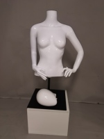 Mannequins féminins FT en plastique pour vitrine, style sportif, mannequins mi-corps avec base en métal