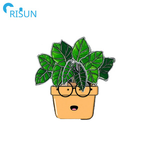 Fabricación Linda planta Kawaii Alocasia hoja esmalte Pin logotipo personalizado suave esmalte duro solapa Pin botánico jardinería insignia broche - Product Image 2