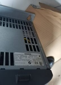 Variador de Frecuencia CA 6SE64302UD337EA0 6SE6430-2UD33-7EA0, 37kW, 380V-480V, Trifásico, para HVAC y Bombas - Product Image 3